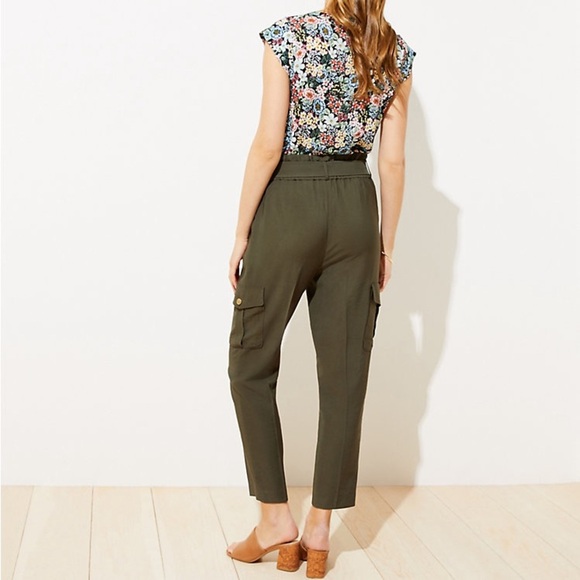 NWT LOFT Fluid Pull On Cargo Pants size small petite - Picture 2 of 8